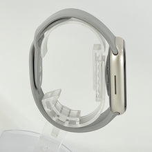 Load image into Gallery viewer, Apple Watch (Series 8) 45mm Gold WiFi 32GB