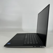 Load image into Gallery viewer, Dell Precision 5570 15.6 Gray 2.4 GHz Intel Core i7 12th Gen. 32GB RAM 512GB Solid State Drive NVIDIA RTX A1000 4 GB