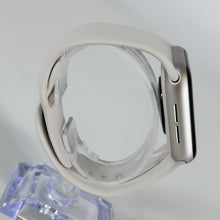 Load image into Gallery viewer, Apple Watch SE 3 40mm Starlight Unlocked 64GB