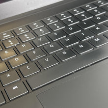 Load image into Gallery viewer, Razer Blade 15 Base 2020 Black 2.6 GHz Intel Core i7 10th Gen. 16GB RAM 512GB Solid State Drive NVIDIA GeForce RTX 3070 8 GB
