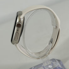 Load image into Gallery viewer, Apple Watch (Series 7) 41mm Silver WiFi 32GB