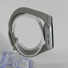 Load image into Gallery viewer, Apple Watch (SE) 2nd Gen. 40mm Silver WiFi 32GB