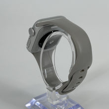 Load image into Gallery viewer, Apple Watch (SE) 2nd Gen. 40mm Silver WiFi 32GB