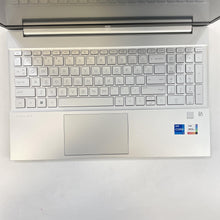 Load image into Gallery viewer, HP Pavilion 15 Silver 2.8 GHz Intel Core i7 11th Gen. 16GB RAM 512GB Solid State Drive