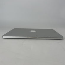 Load image into Gallery viewer, Apple MacBook Pro Retina 13 Mid 2014 Silver 2.6 GHz Intel Core i5 4th Gen. 8GB RAM 1TB Solid State Drive