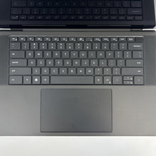 Load image into Gallery viewer, Dell XPS 15 9520 Silver 2.3 GHz Intel Core i7 12th Gen. 16GB RAM 2TB Solid State Drive NVIDIA GeForce RTX 3050 Ti 4 GB