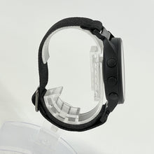 Load image into Gallery viewer, Garmin Forerunner 165 43MM Black GPS