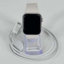 Load image into Gallery viewer, Apple Watch SE 3 40mm Starlight WiFi 64GB