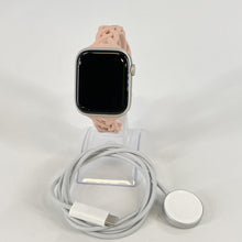Load image into Gallery viewer, Apple Watch (Series 7) 45mm Gold WiFi 32GB