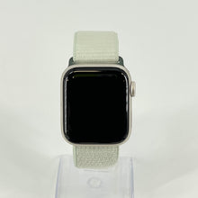 Load image into Gallery viewer, Apple Watch (SE) 2nd Gen. 40mm Gold WiFi 32GB