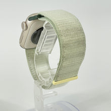 Load image into Gallery viewer, Apple Watch (SE) 2nd Gen. 40mm Gold WiFi 32GB