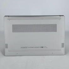 Load image into Gallery viewer, HP Laptop 15-FC0093DX 15.6 2022 Silver 2.8 GHz AMD Ryzen 5 7520U 16GB RAM 256GB Solid State Drive