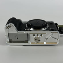 Load image into Gallery viewer, Fujifilm X-T5 40.2MP Black