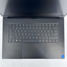 Load image into Gallery viewer, Razer Blade 15 2022 Black 2.4 GHz Intel Core i7 12th Gen. 16GB RAM 1TB Solid State Drive NVIDIA GeForce RTX 3060 6 GB