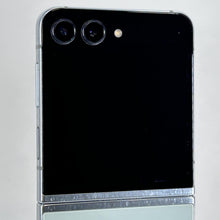 Load image into Gallery viewer, Galaxy Z Flip5 512GB Green (GSM Unlocked)