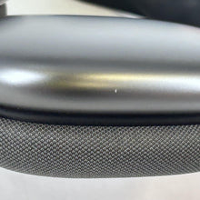 Load image into Gallery viewer, Apple AirPods Max Lightning Black