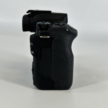 Load image into Gallery viewer, Canon EOS R50 24.2MP Black