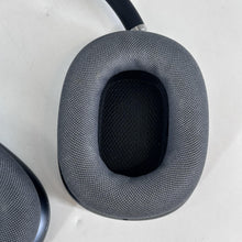 Load image into Gallery viewer, Apple AirPods Max USB-C Black