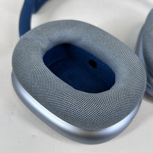 Load image into Gallery viewer, Apple AirPods Max Lightning Blue