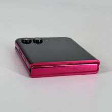 Load image into Gallery viewer, Motorola Razr Plus (2024) 256GB Pink (GSM Unlocked)