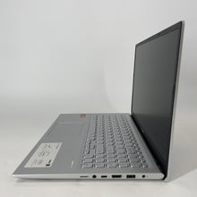 Load image into Gallery viewer, Asus Vivobook 15 Silver 2.1 GHz AMD Ryzen 5 3500U 8GB RAM 512GB Solid State Drive