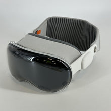 Load image into Gallery viewer, Apple Vision Pro 256GB
