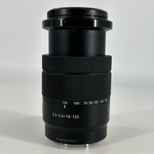 Load image into Gallery viewer, Sony E 18-135mm Black