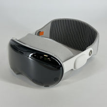 Load image into Gallery viewer, Apple Vision Pro 1TB