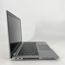 Load image into Gallery viewer, Dell Latitude 5430 14 Gray 1.6 GHz Intel Core i5 12th Gen. 16GB RAM 512GB Solid State Drive