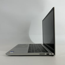 Load image into Gallery viewer, Dell Inspiron 3530 15.6 Silver 1.7 GHz Intel Core i7 13th Gen. 16GB RAM 1TB Solid State Drive