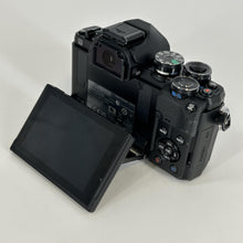 Load image into Gallery viewer, Olympus OM-D E-M10 IV 20.3MP Black