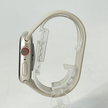 Load image into Gallery viewer, Apple Watch (Series 8) 41mm Silver Unlocked 32GB