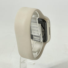 Load image into Gallery viewer, Apple Watch (Series 8) 41mm Silver Unlocked 32GB