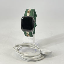 Load image into Gallery viewer, Apple Watch (Series 7) 41mm Graphite Unlocked 32GB