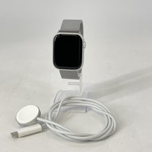 Load image into Gallery viewer, Apple Watch (Series 8) 45mm Silver WiFi 32GB