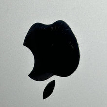 Load image into Gallery viewer, Apple MacBook Air 13 2024 Silver 4.06 GHz M3 8-Core CPU 8GB Unified Memory 256GB Solid State Drive 8-Core GPU