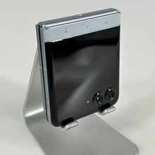 Load image into Gallery viewer, Motorola Razr (2025) 256GB Blue (GSM Unlocked)