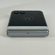 Load image into Gallery viewer, Motorola Razr (2025) 256GB Blue (GSM Unlocked)