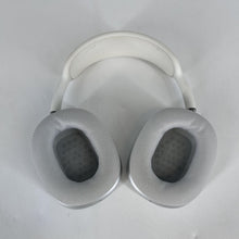 Load image into Gallery viewer, Apple AirPods Max Lightning Silver