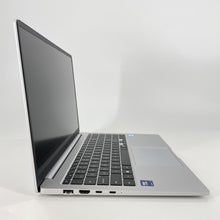 Load image into Gallery viewer, Samsung Galaxy Book5 15.6 Silver 2.0 GHz Intel Core Ultra 7 Series 2 16GB RAM 512GB Solid State Drive