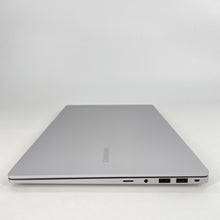 Load image into Gallery viewer, Samsung Galaxy Book5 15.6 Silver 2.0 GHz Intel Core Ultra 7 Series 2 16GB RAM 512GB Solid State Drive