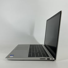 Load image into Gallery viewer, Dell Inspiron 3530 15.6 Silver 1.7 GHz Intel Core i7 13th Gen. 16GB RAM 1TB Solid State Drive
