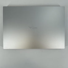 Load image into Gallery viewer, Razer Blade 14 2022 White 3.3 GHz AMD Ryzen 9 6900HX 16GB RAM 1TB Solid State Drive NVIDIA GeForce RTX 3070 Ti 8 GB