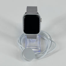 Load image into Gallery viewer, Apple Watch (Series 9) 41mm Silver WiFi 64GB