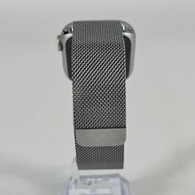 Load image into Gallery viewer, Apple Watch (Series 9) 41mm Silver WiFi 64GB