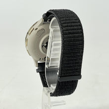 Load image into Gallery viewer, Garmin Venu 3S 41mm Gold GPS