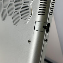 Load image into Gallery viewer, Dell Alienware m15 R6 Silver 2.3 GHz Intel Core i7 11th Gen. 16GB RAM 512GB Solid State Drive NVIDIA GeForce RTX 3060 6 GB