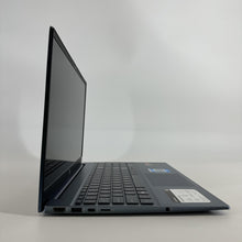 Load image into Gallery viewer, HP Pavilion 15 Blue 1.8 GHz AMD Ryzen 7 5700U 8GB RAM 512GB Solid State Drive