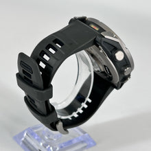 Load image into Gallery viewer, Garmin Fenix 8 Pro AMOLED Edition 47mm Gray GPS