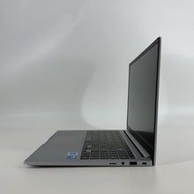 Load image into Gallery viewer, Samsung Galaxy Book4 15.6 Silver 1.8 GHz Intel Core 7 16GB RAM 512GB Solid State Drive